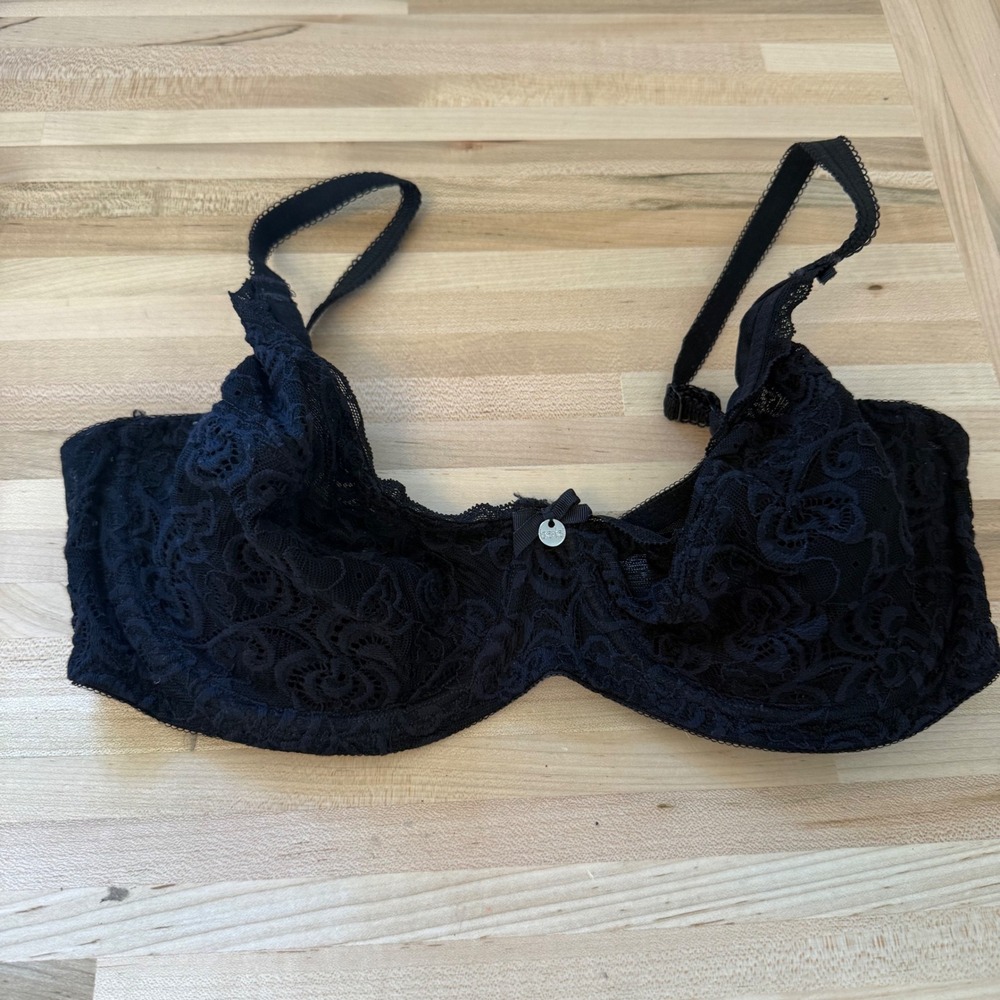 Berlei Black Lace Underwire Bra 32DDD/F Floral Adjustable Support‎